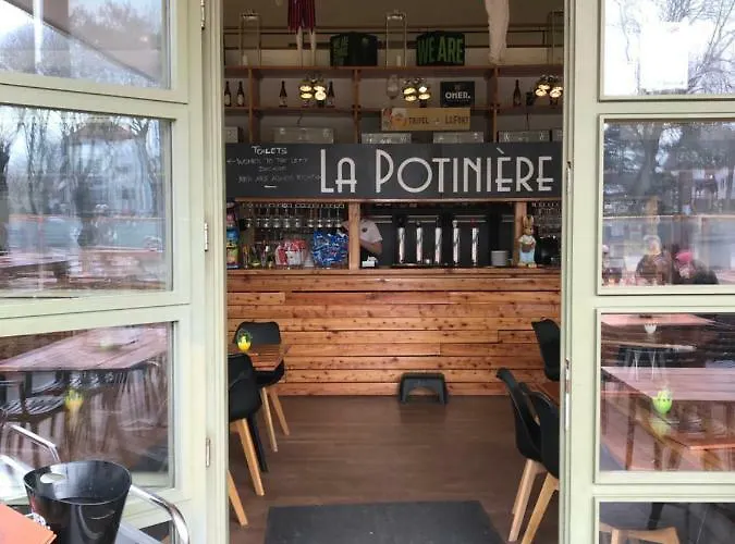 Zee Vakantievilla Begijnhof 5 De Haan Villa *